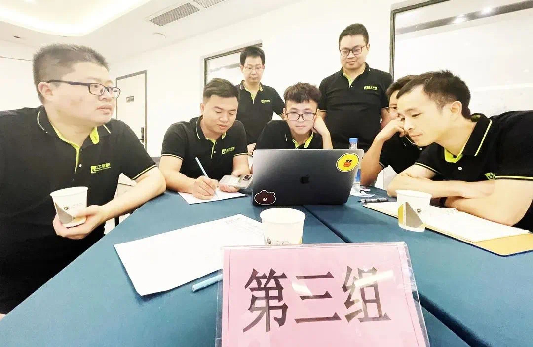 微信图片_2021101909000518.jpg