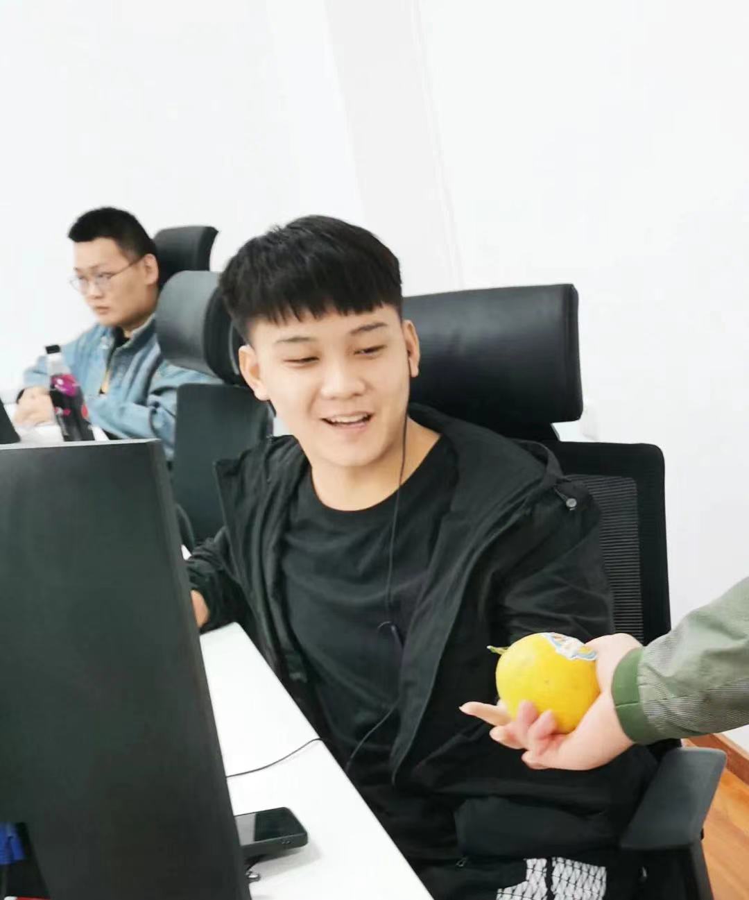 微信图片_202110250903409.jpg